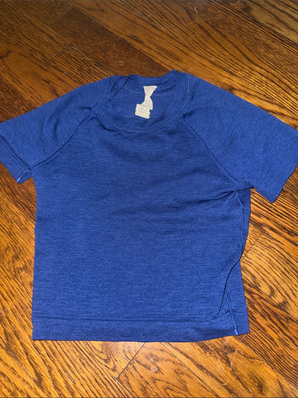 Lululemon Women’s blue crop top size 0